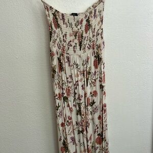 FOREVER21 Strapless Floral Maxi Dress